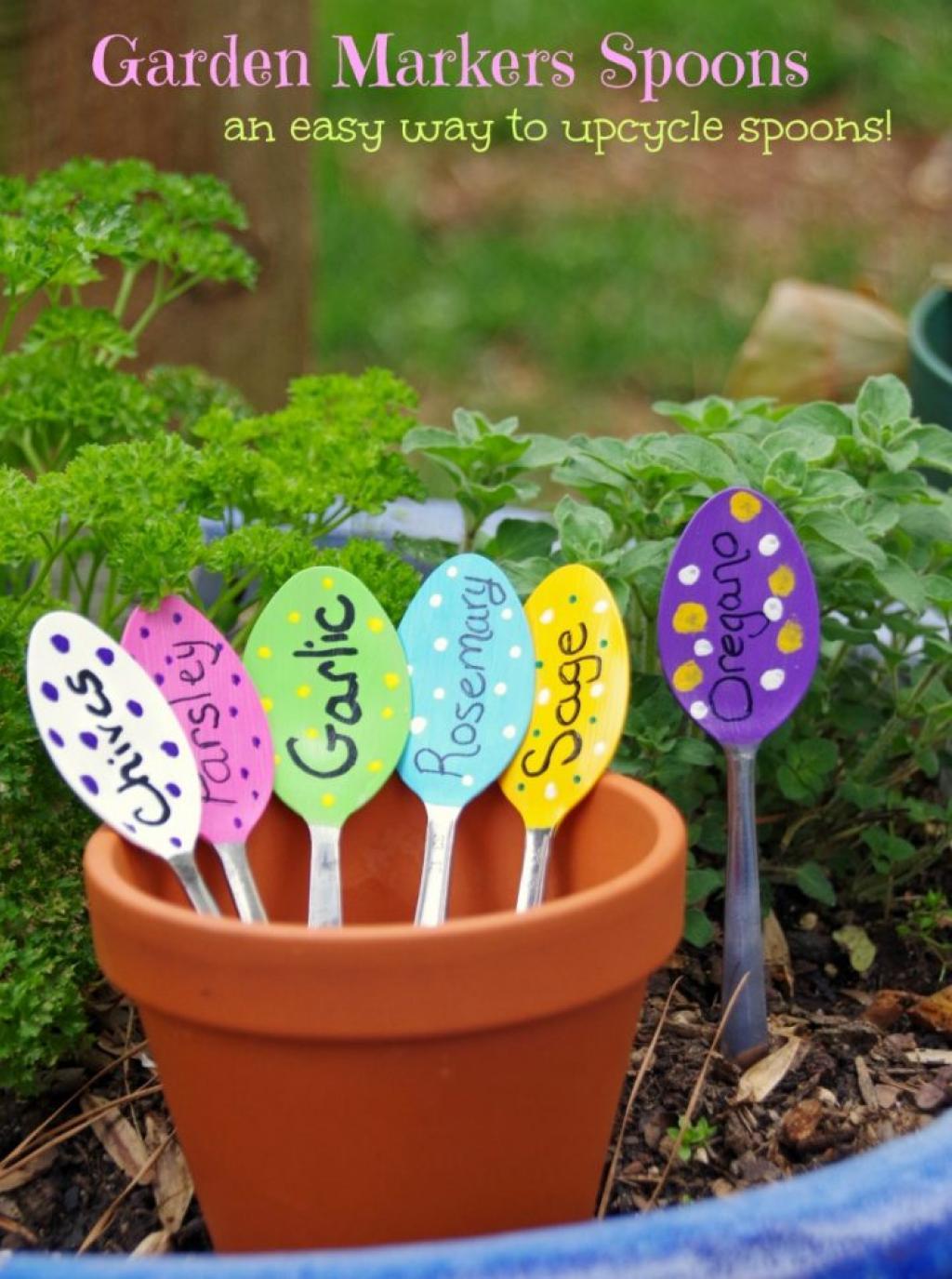 Décorer son jardin avec des accessoires de cuisine...beaucoup de style !