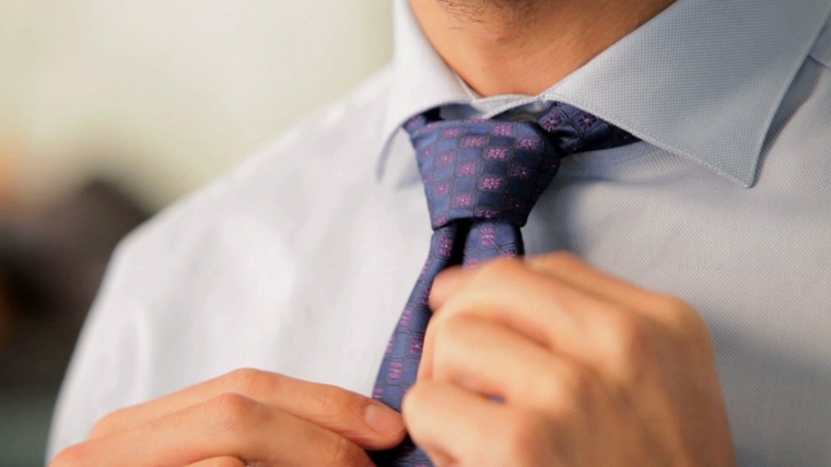 Comment faire un nœud de cravate