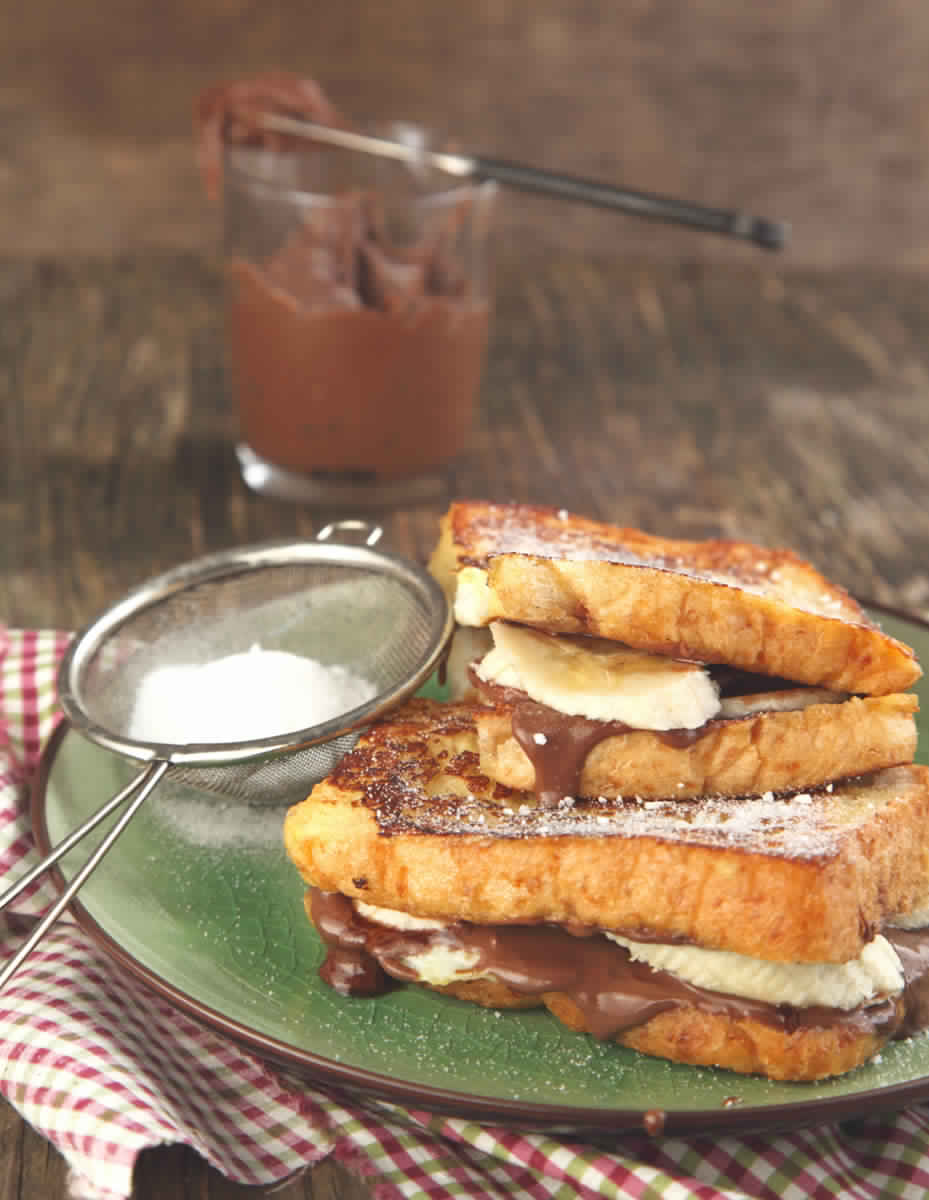 Sandwich de pain perdu au nutella et banane