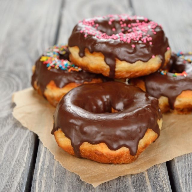 Donuts glaçage chocolat